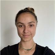 Diplômée d’un bac scientifique, d’une licence de biologie et d’un master d’éthologie, je vous propose des cours de mathématiques de la primaire à la terminale